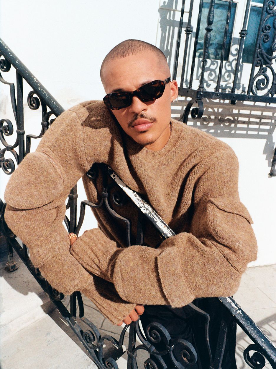 2023-11-01_MW__WEB_OFF-WHITE FW23 PAGE_TREND_OFF-WHITE_MULTICATEGORY_HERO_IMG