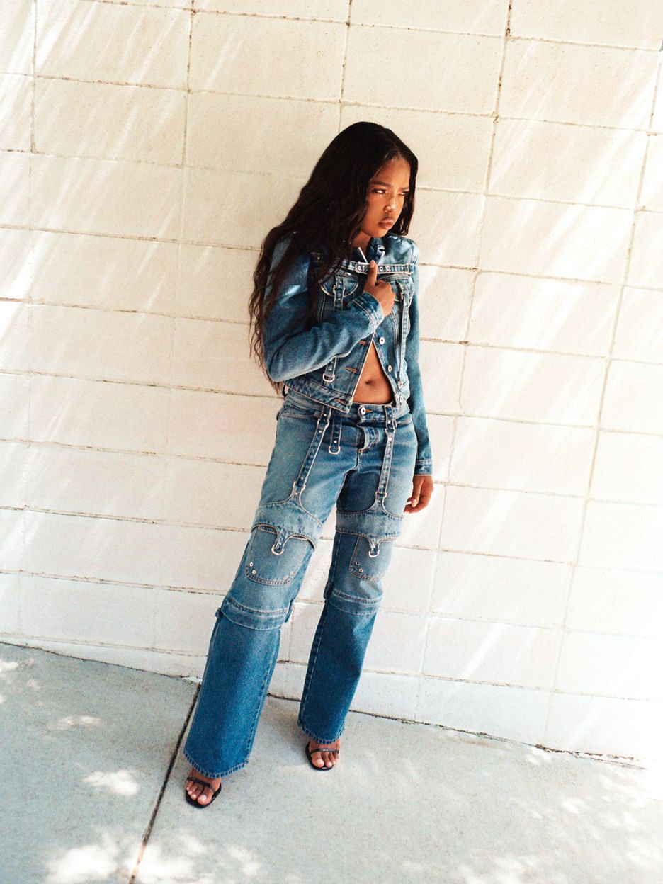 2023-11-01_WW__WEB_OFF-WHITE FW23 PAGE_TREND_OFF-WHITE_MULTICATEGORY_HERO 3_IMG