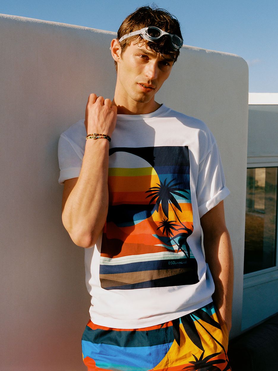 2025-07-16_MW_WEBAPP_T-SHIRTS_VACATION_MULTIBRAND_T-SHIRTS-AND-VESTS_IMG