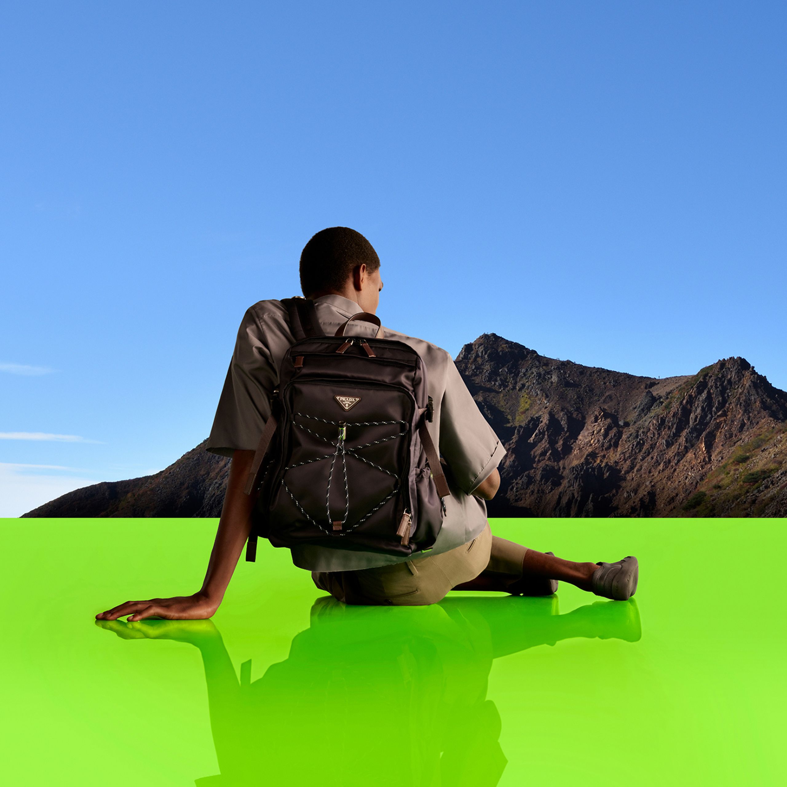 MW_PRADA_BACKPACKS_CARD_IMG