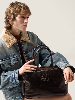 WW_MIU_MIU_BEAU_CARD_IMG