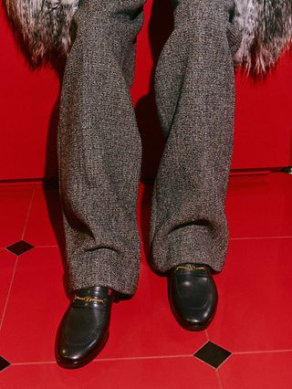 MW_VALENTINO_GARAVANI_VLOGO_SIGNATURE_CARD_IMG