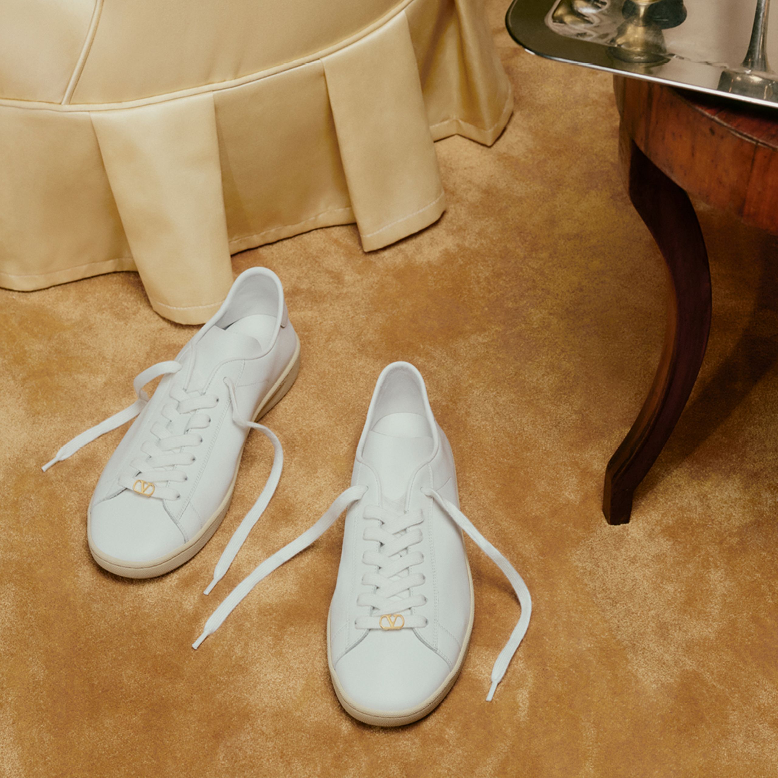 MW_VALENTINO_GARAVANI_ROYCO_CARD_IMG