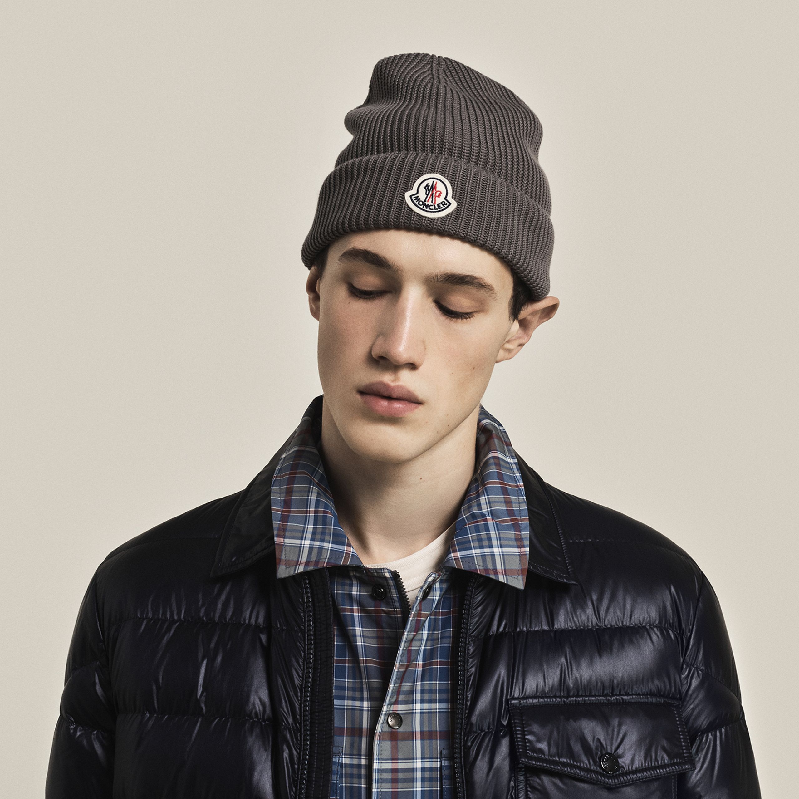 MW_MONCLER_HATS_CARD_IMG