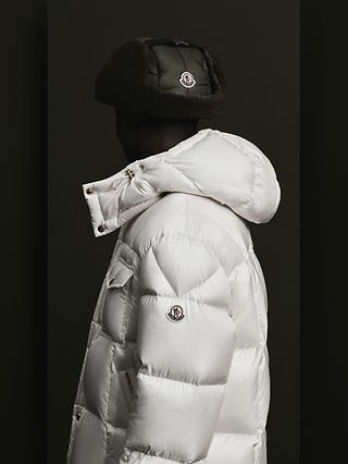 MW_MONCLER_HATS_CARD_IMG