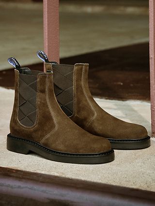 MW_JIMMY_CHOO_BOOTS_CARD_IMG