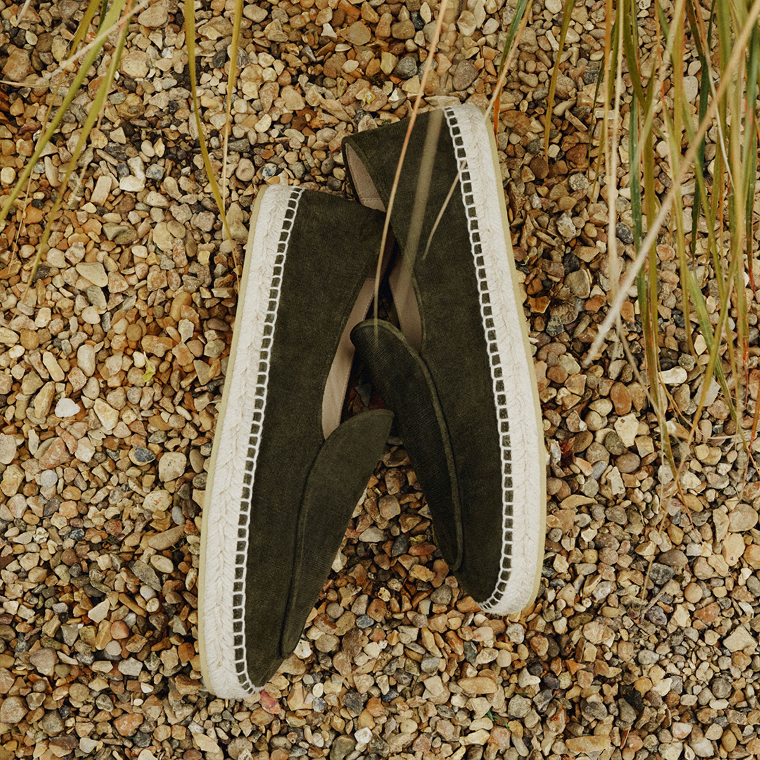 MW_JIMMY_CHOO_ESPADRILLES_CARD_IMG