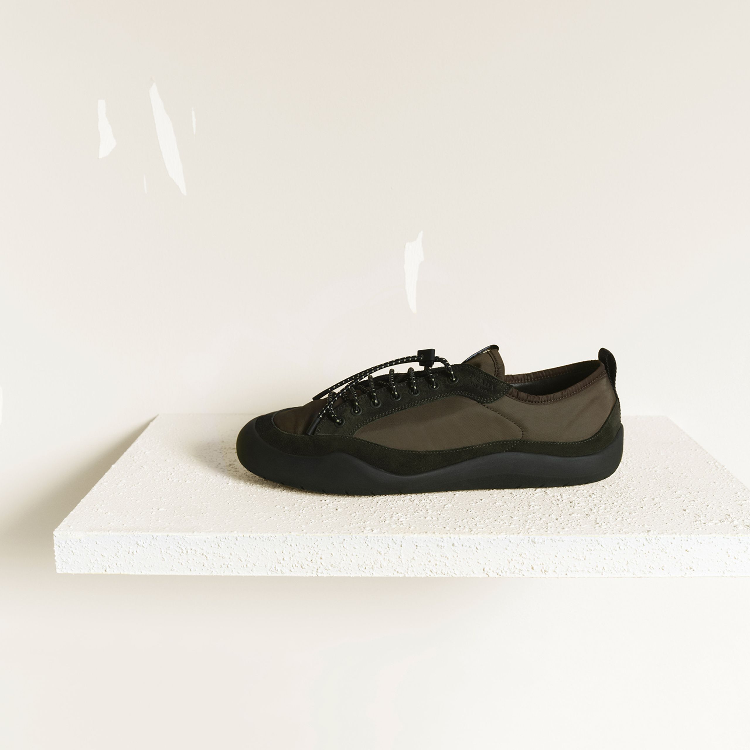 MW_PRADA_SNEAKERS_CARD_IMG