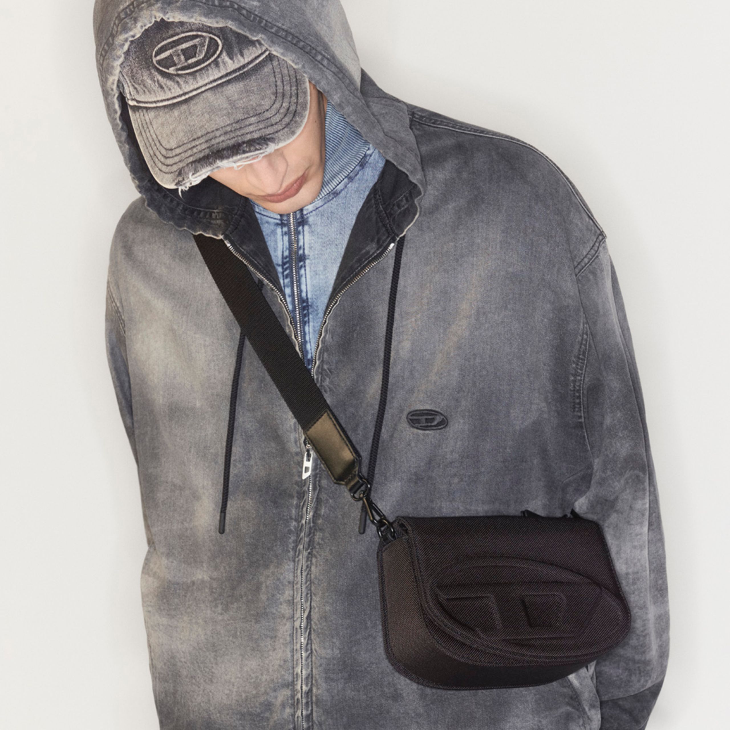 MW_DIESEL_SWEATSHIRTS_HOODIES_CARD_IMG