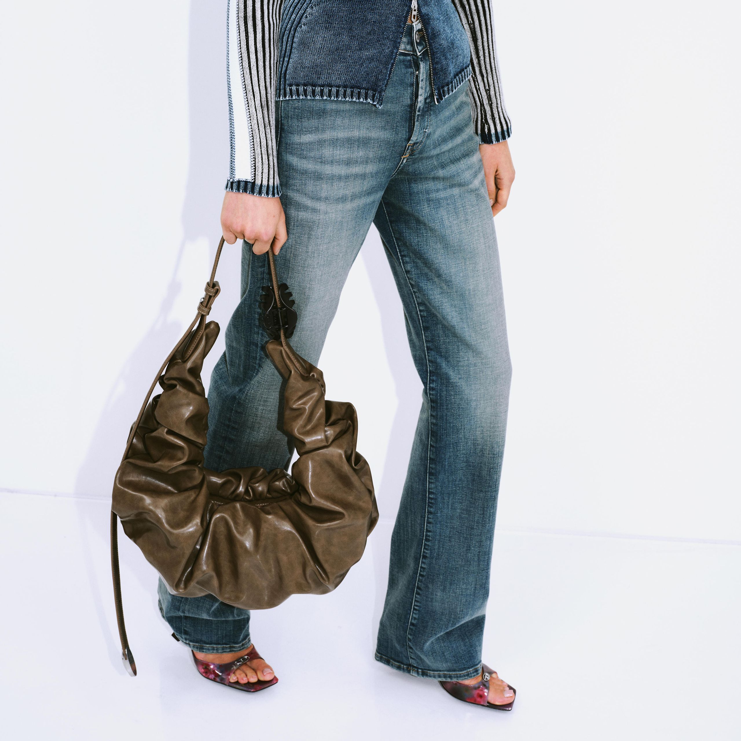 WW_DIESEL_GRAB-D_CARD_IMG