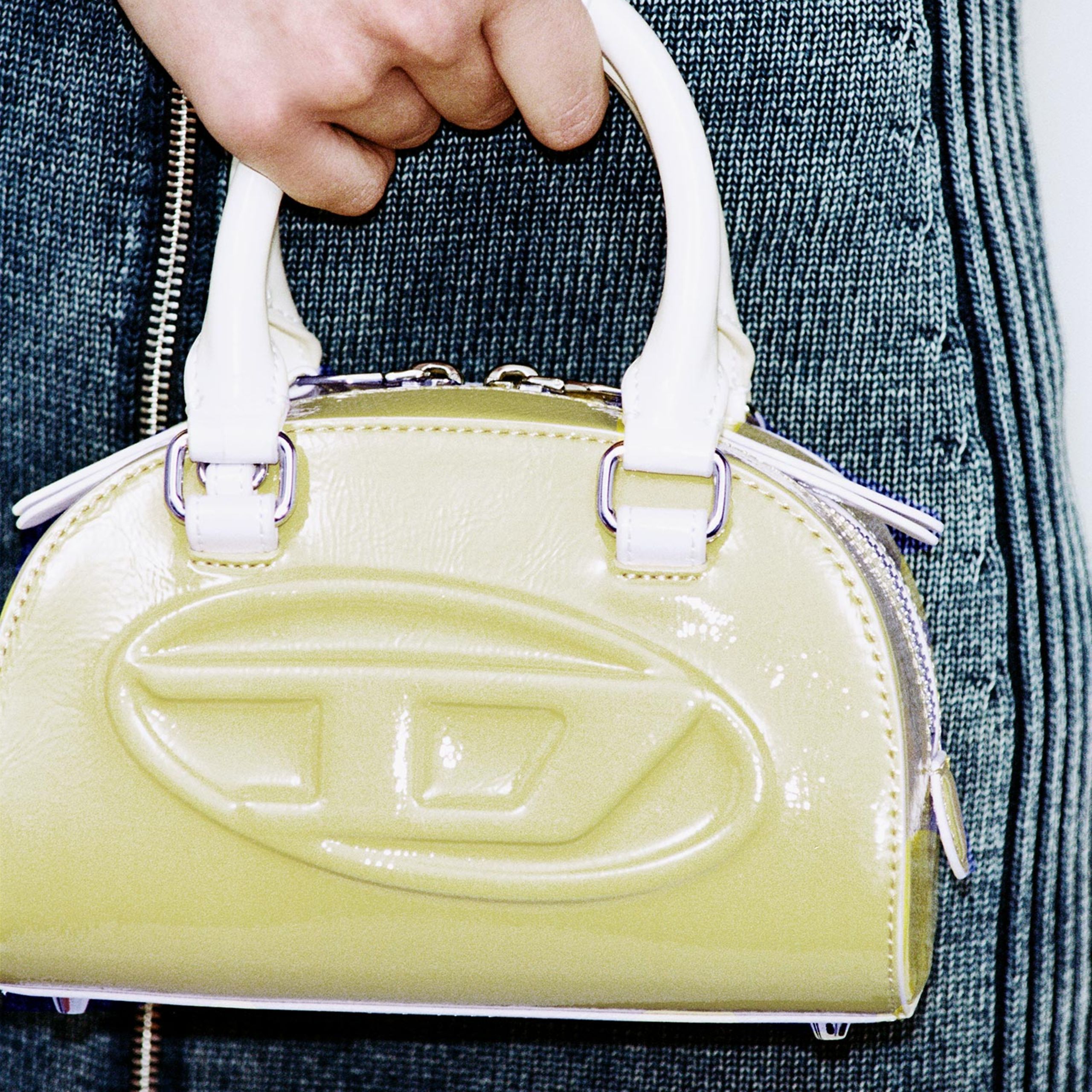 WW_DIESEL_1-DR-DOME_CARD_IMG