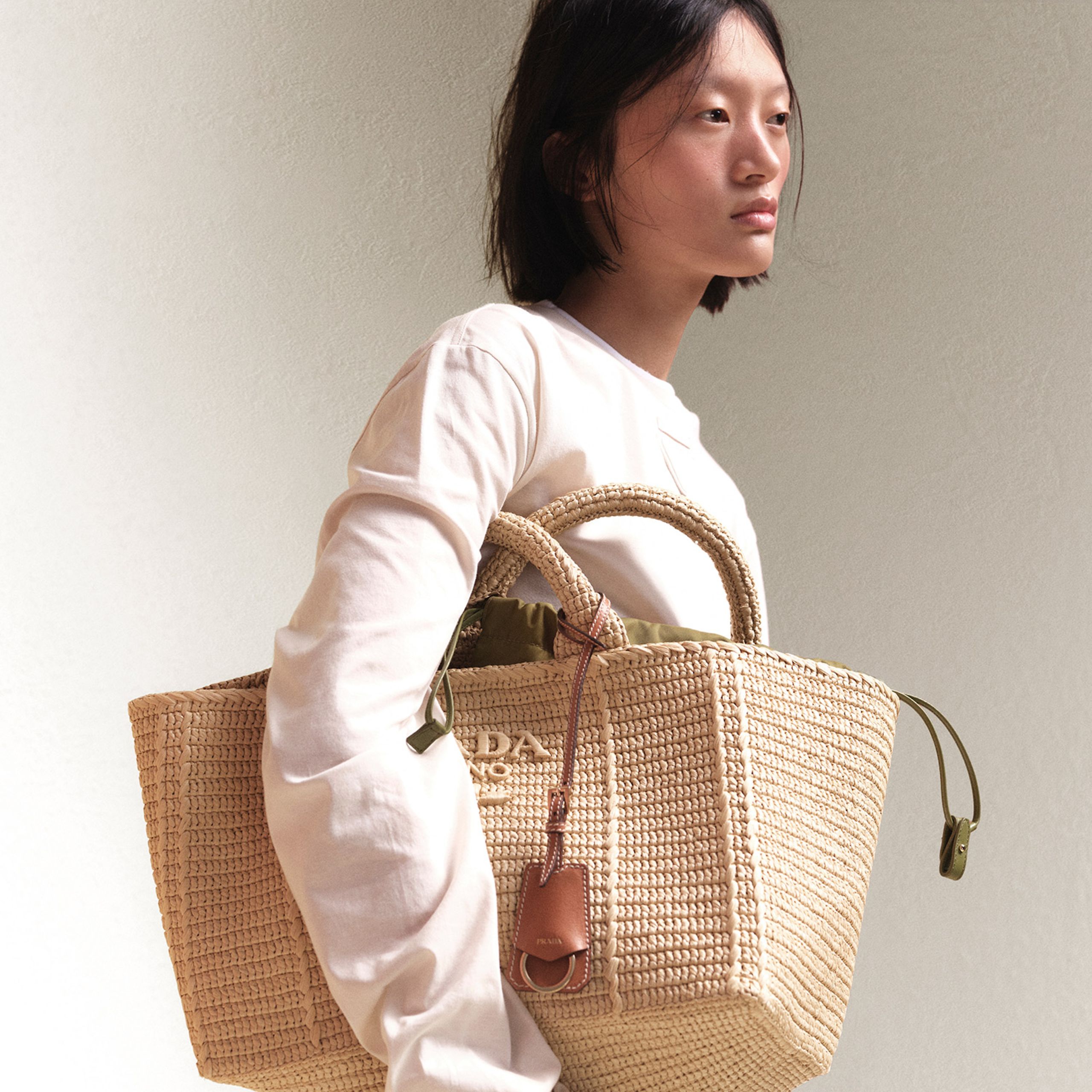 WW_PRADA_BAGS_CARD_IMG