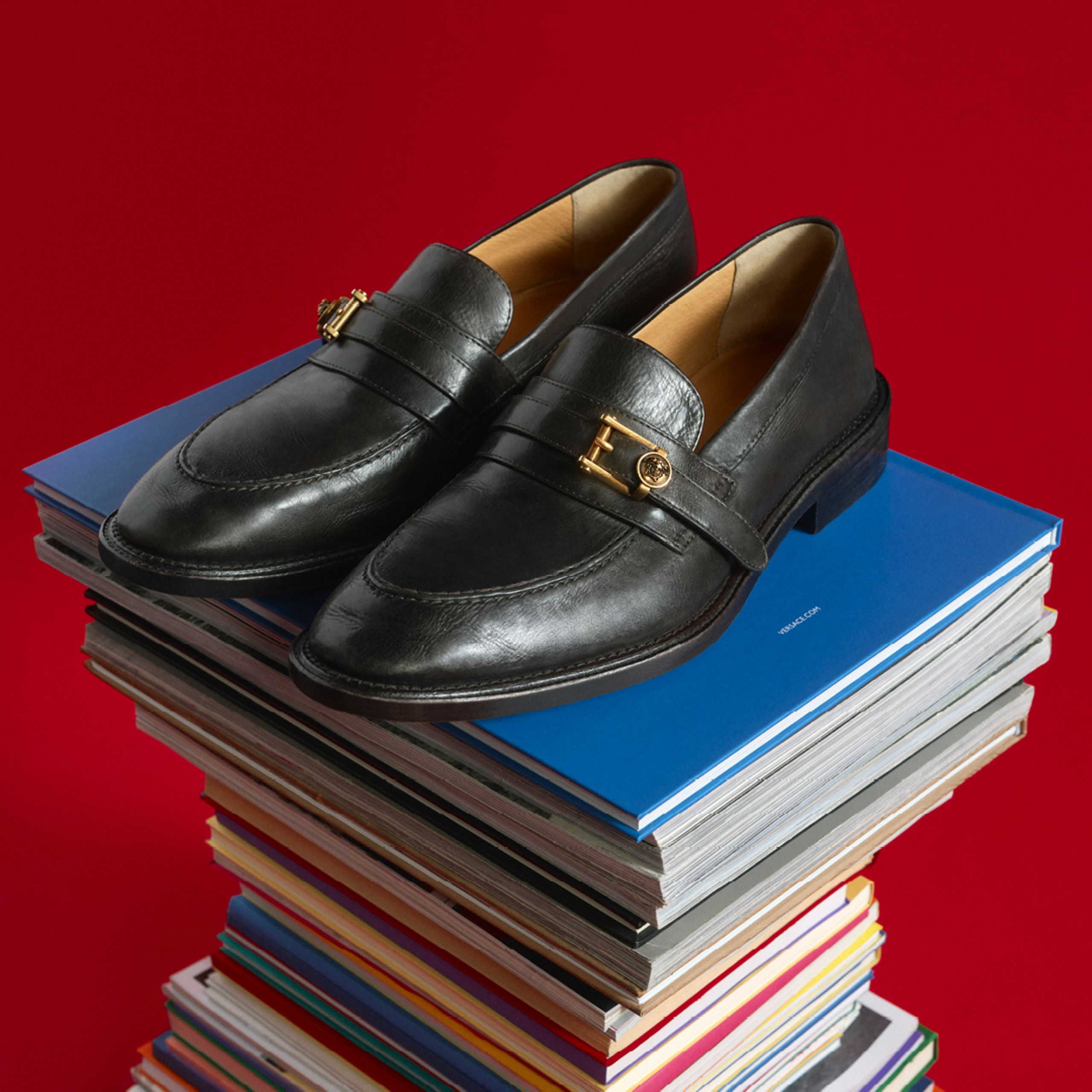 MW_VERSACE_LOAFERS_CARD_IMG