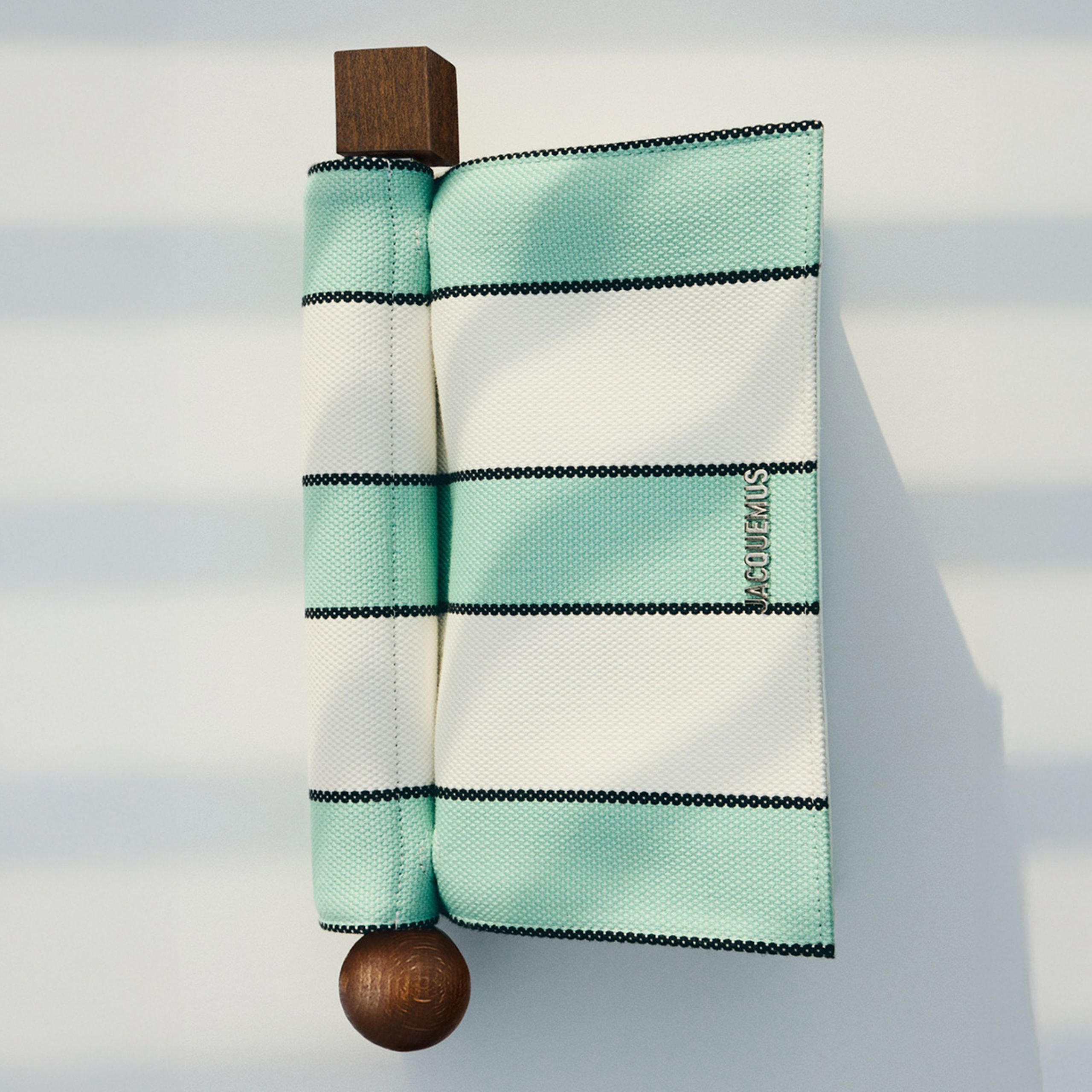 WW_JACQUEMUS_ROND-CARRE_CARD_IMG