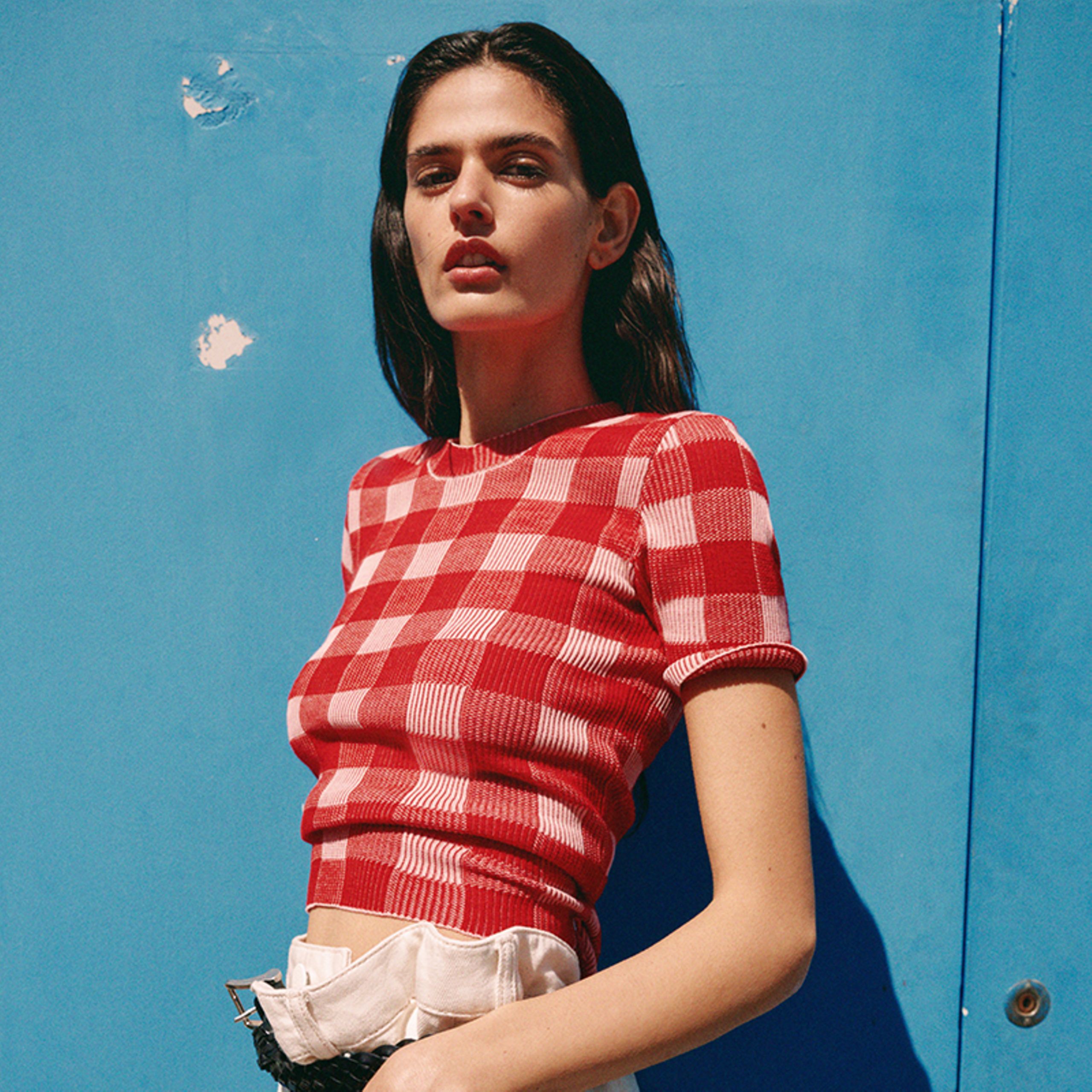 ICONIC-LINES_5_AMI TOPS