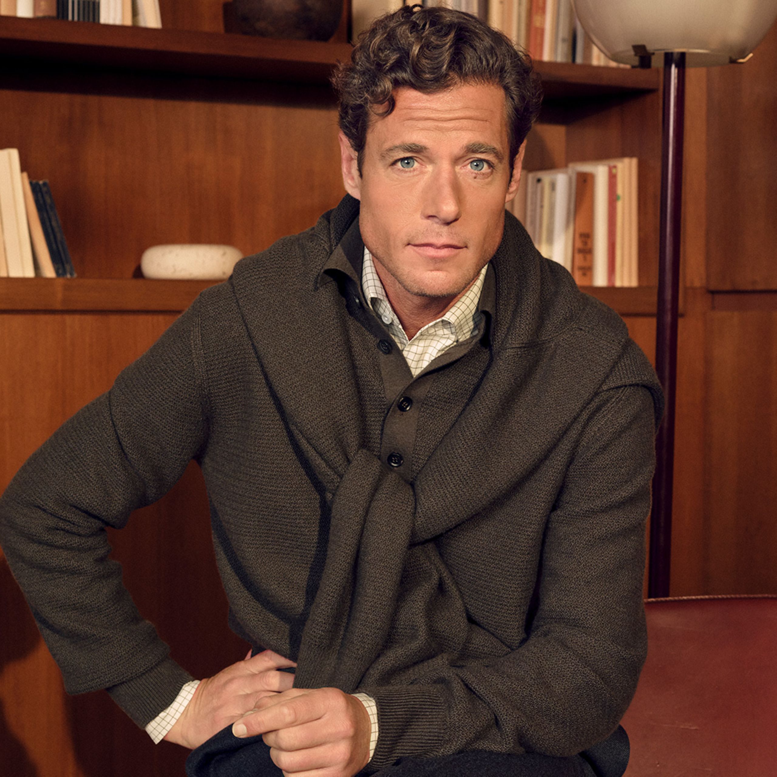 KNITWEAR