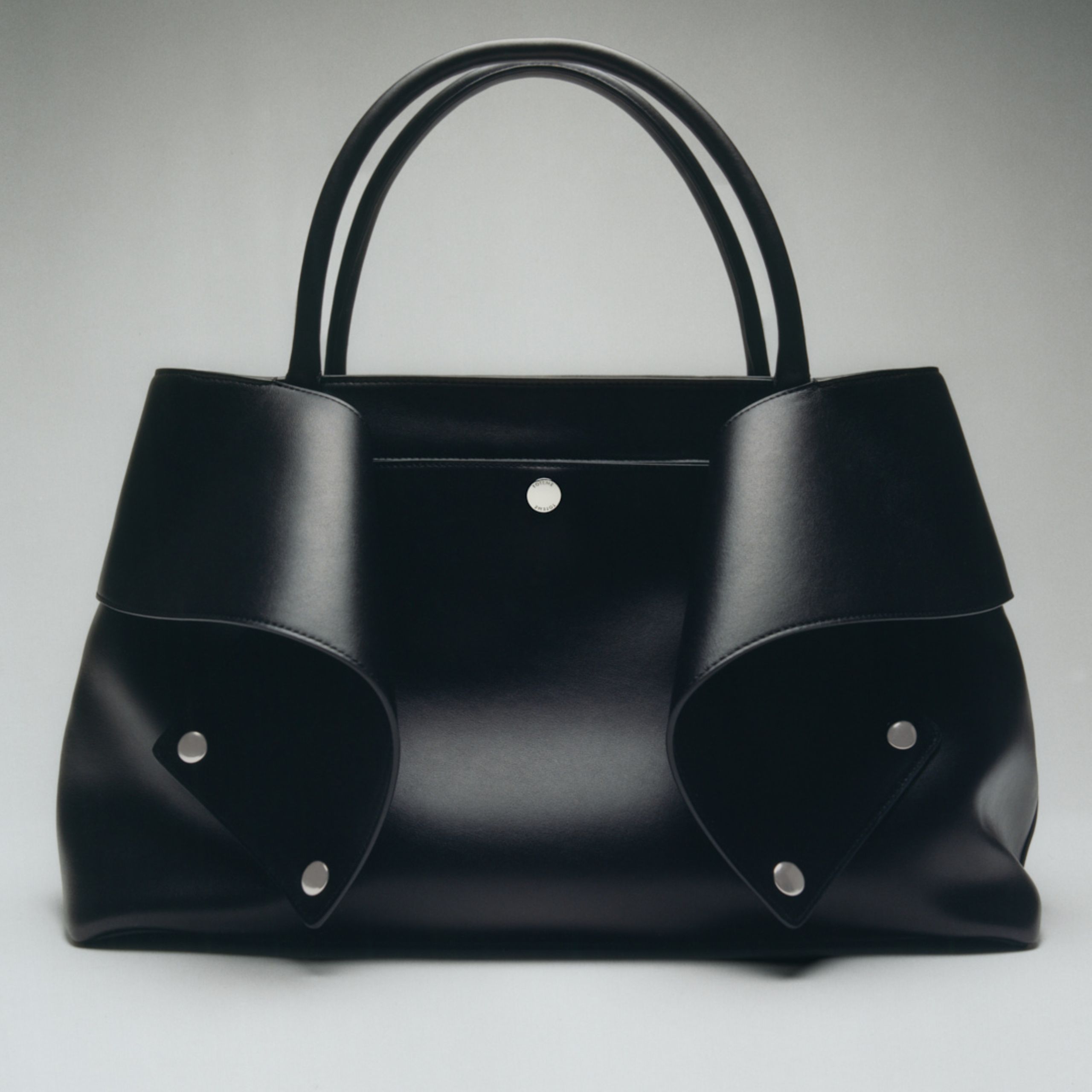 Bags_Toteme_FW26_Stillife_18