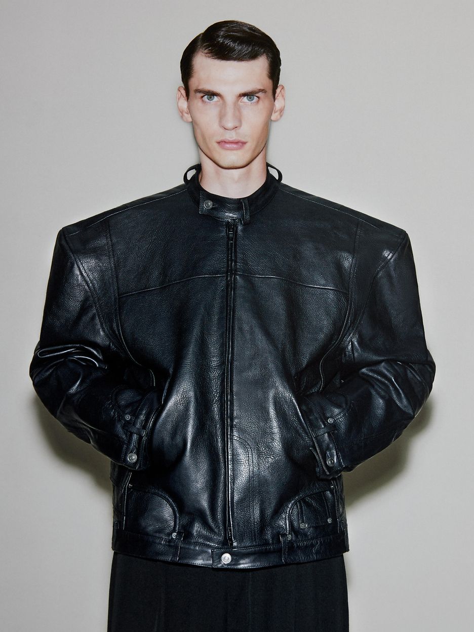 2023-09-13_MW__WEB_BALENCIAGA PAGE_DS_BALENCIAGA_MULTICATEGORY_HERO_IMG