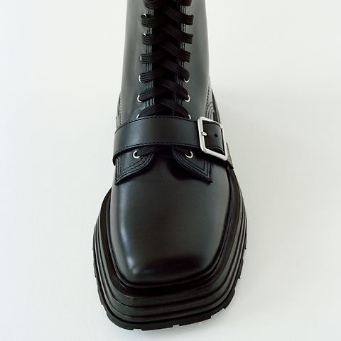 2023-09-20_MW__WEB_FALL COLLECTIONS SHOES PAGE_TREND_MULTIBRAND_SHOES_OJ 1