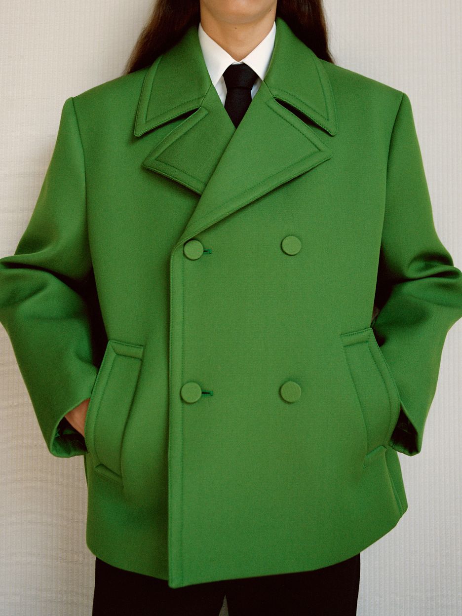 2023-09-27_MW__WEB_NEW SEASON JACKETS PAGE_TREND_MULTIBRAND_JACKETS_HERO 1_IMG