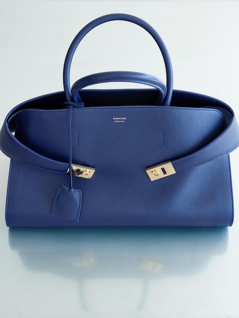 2023-09-27_WW__WEB_FALL COLLECTIONS BAGS PAGE_TREND_MULTIBRAND_BAGS_HERO 4_IMG