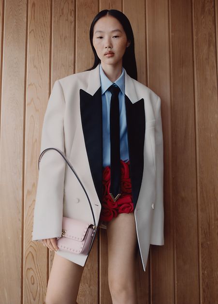 Valentino Garavani 新作《Black Tie》コレクション